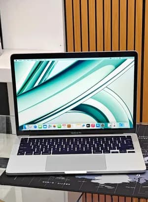 Apple MacBook Pro M2 13-inch