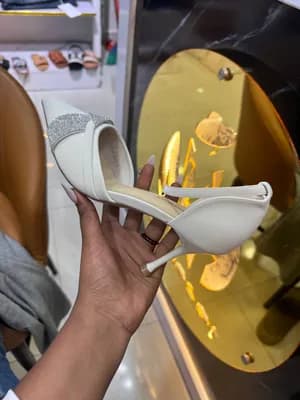 White Pointed Heel Shoes