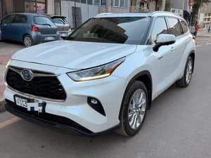 Toyota Highlander Hybrid 2023
