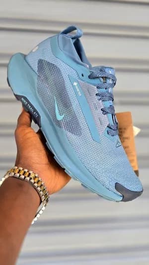 Nike trial sneaker 40-43