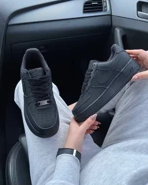 BLACK NIKE AIR FORCE 1 40-43