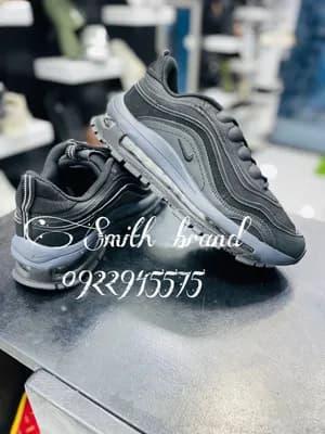 Nike Air Max Sneakers