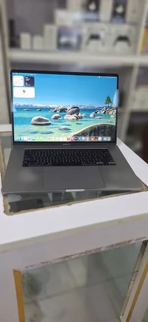 Apple MacBook Pro 2019 16 inch