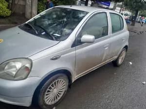 Toyota Vitz 2001