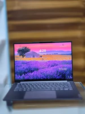 Lenovo Yoga Pro 14 RTX 4050