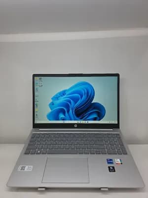 HP Notebook i7-1260P 16GB 512GB