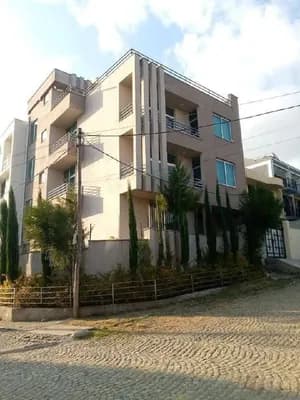 B+G+3 House for Sale in Summit