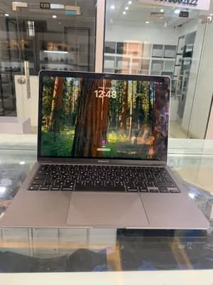 Apple MacBook Air M1 8GB 256GB