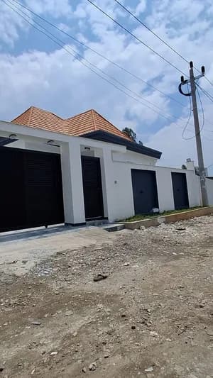 3 Bedroom House for Sale Ayat