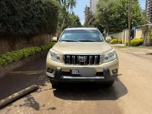 Toyota Landcruiser Prado 2012