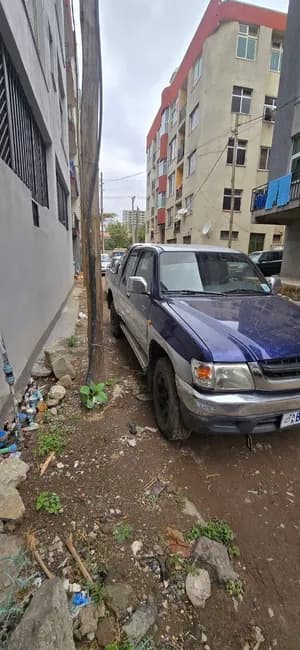 Toyota Hilux 2002 Manual D-4D