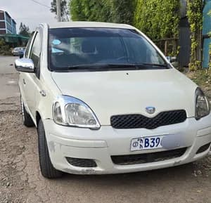 Toyota Vitz 2004