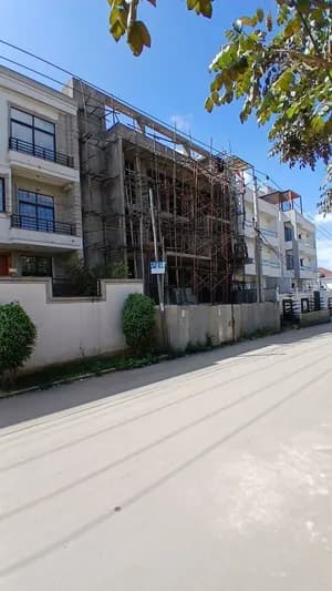 G+3 Building 250 sqm for Sale