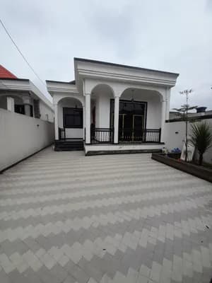 ዘመናዊ 250 ካሬ ቪላ ቤት አያት