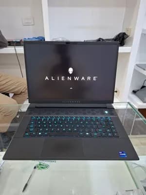 ALIENWARE m16 R1 (2025) – RTX 4080