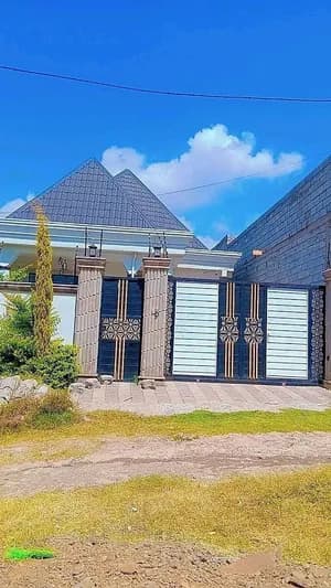 250 sqm Villa House for Sale Summit