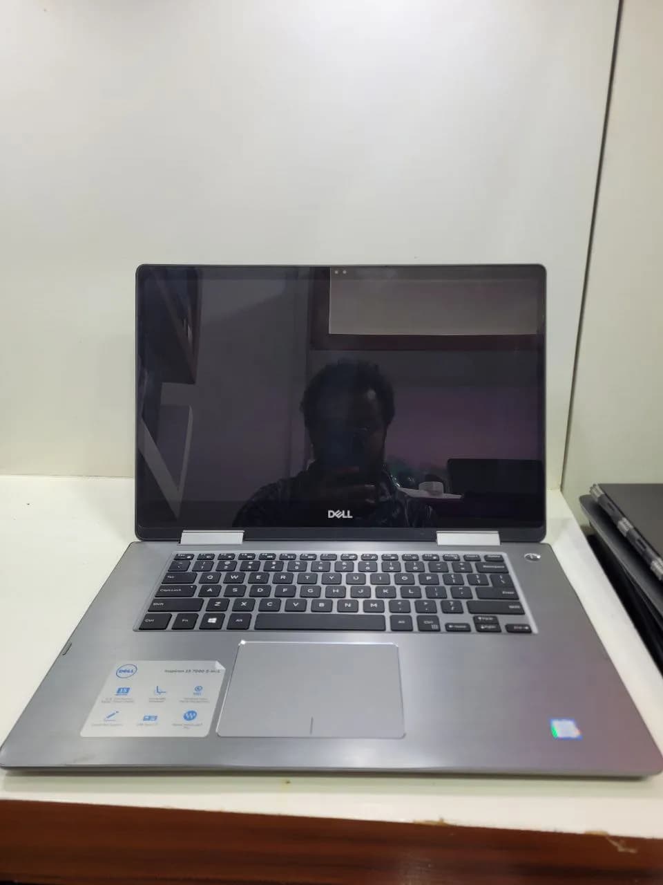 Listing photo 2