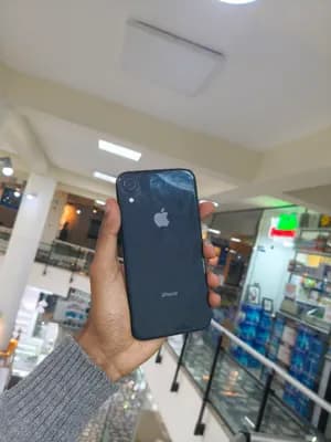 iPhone XR 64GB