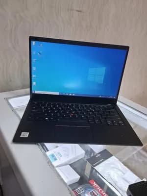 Lenovo X1 Carbon