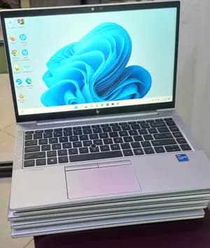 HP EliteBook 840 G8 i7 16GB