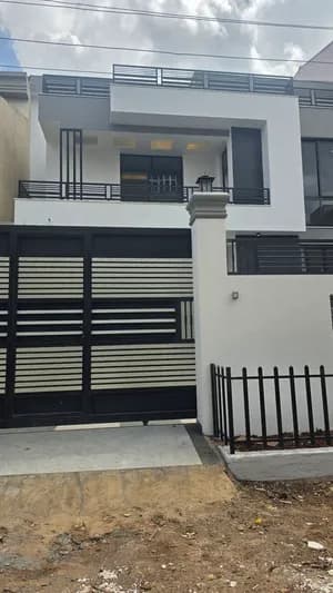 Luxury G+2 House in Golagul