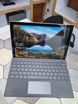 Microsoft Surface Pro 7+ i7 16GB