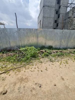 165 sqm Land for Sale in Ayat