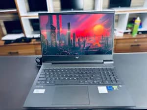 HP Victus 16 i7 RTX 3050
