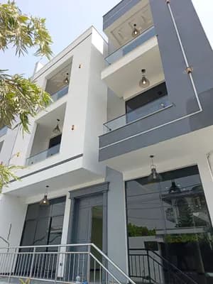 Modern G+2 Residential House