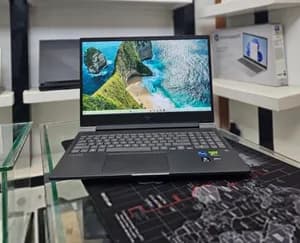 HP Victus 16 i7 RTX 4070