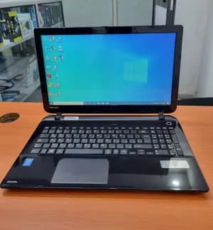 Toshiba Satellite i3 4GB 500GB Laptop