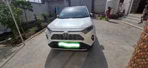 Toyota RAV4 2021 Full Option