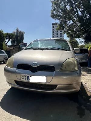 Toyota Vitz 2001