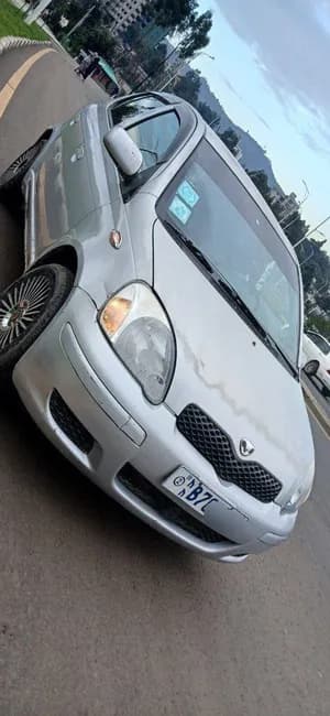 Toyota Vitz 2004