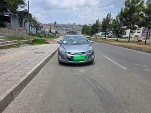 Hyundai Elantra 2015 Automatic Sedan