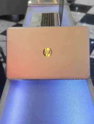 Laptop Intel Core i5 15.6 8GB 512GB