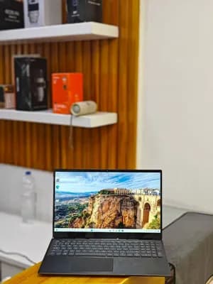Dell Inspiron 7506 i7 16GB 512GB