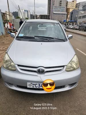 Toyota Platz 2005 1.0L used