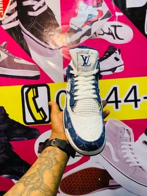 LV Jordan 4