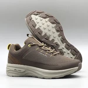 Pipe elder mena's shoe