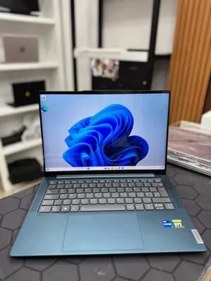 Lenovo Yoga i7 16GB 1TB Laptop