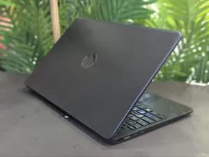 Hp notebook 8GB RAM 256GB SDD 15.6 inch