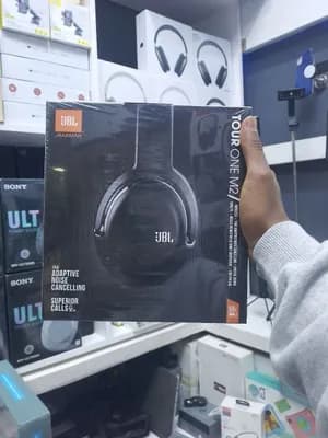 JBL Tour One M2 Headset
