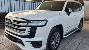 Toyota Land Cruiser VXR 2023