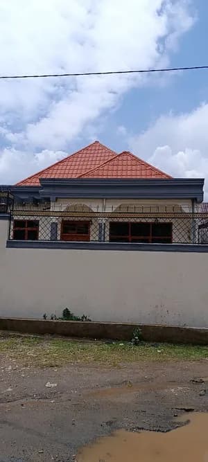 House for sale in Sululta (200m2)