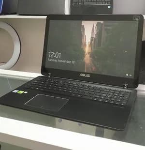 ASUS Q524UQK i7 12GB Laptop