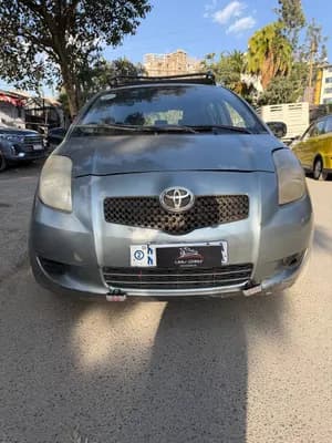 Yaris compact 2007 manual Excellent