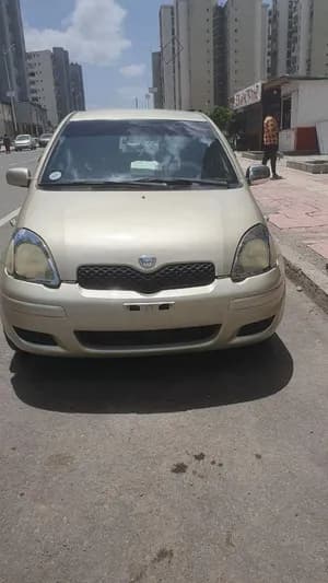 Toyota Vitz 2004