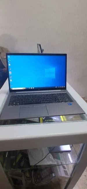 HP ZBook Firefly G8 Laptop