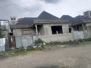Unfinished Villa House in Ayat